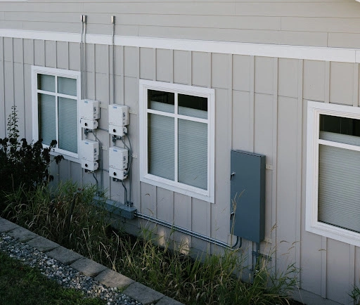 disconnecting means on the side of a building